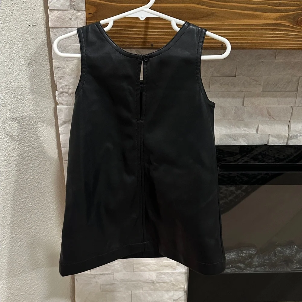 GAP 2T Black Faux Leather Sleeveless Shift with Front Pockets